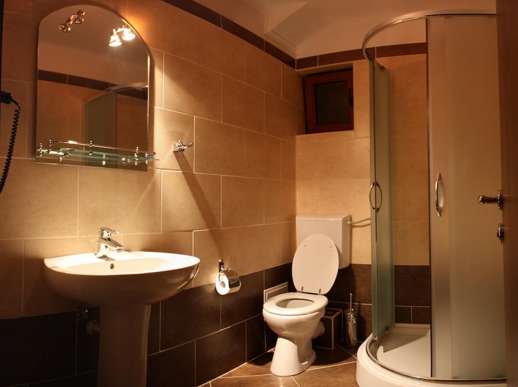 Pensiunea Amnesia Sovata Habitación foto